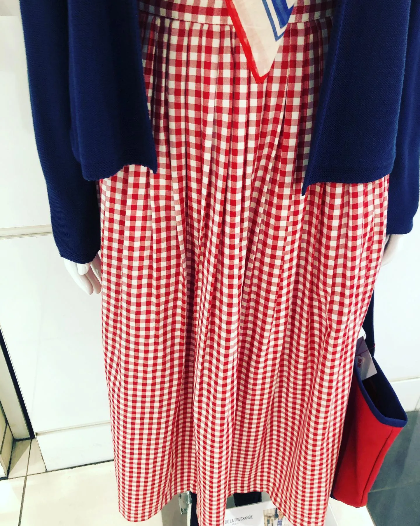 UNIQLO レトロスカート　道玄坂店